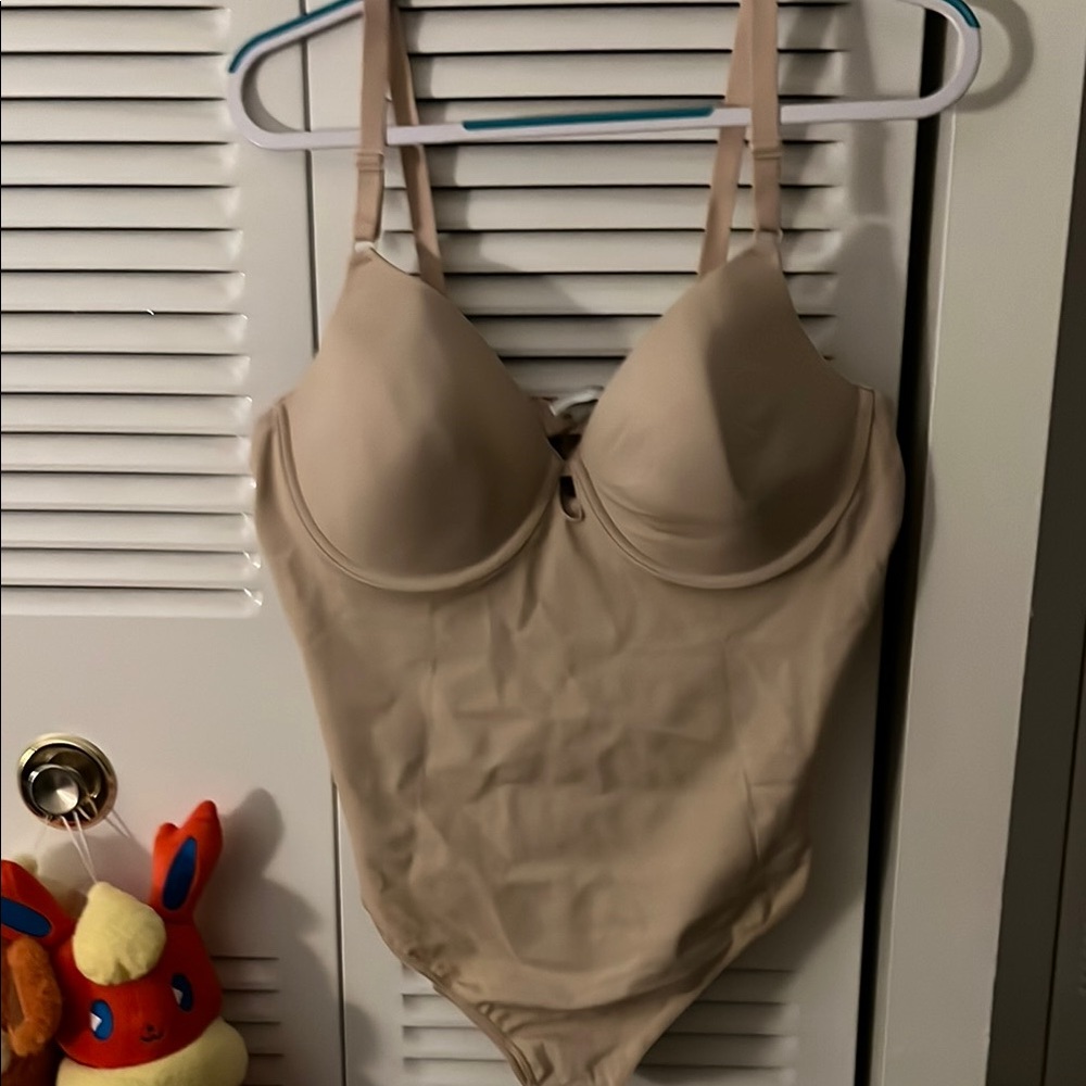 Maidenform 2xl shapewear.